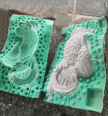   樹脂工藝品模具硅膠翻模過程中發粘原因你知道嗎 ？