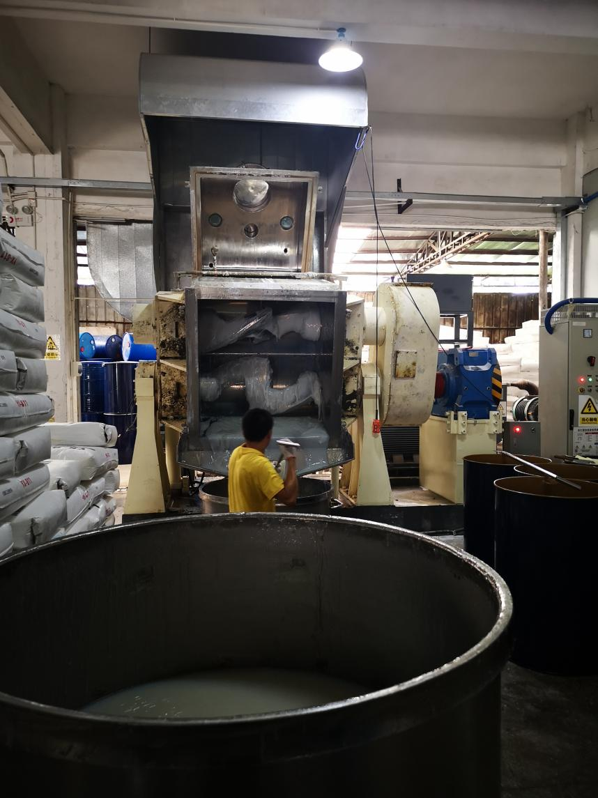 如何提高模具硅膠制品的硫化速度 ？